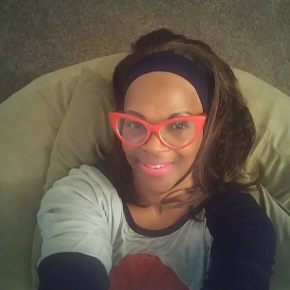 Meet the Posher - Picture 2 of 3